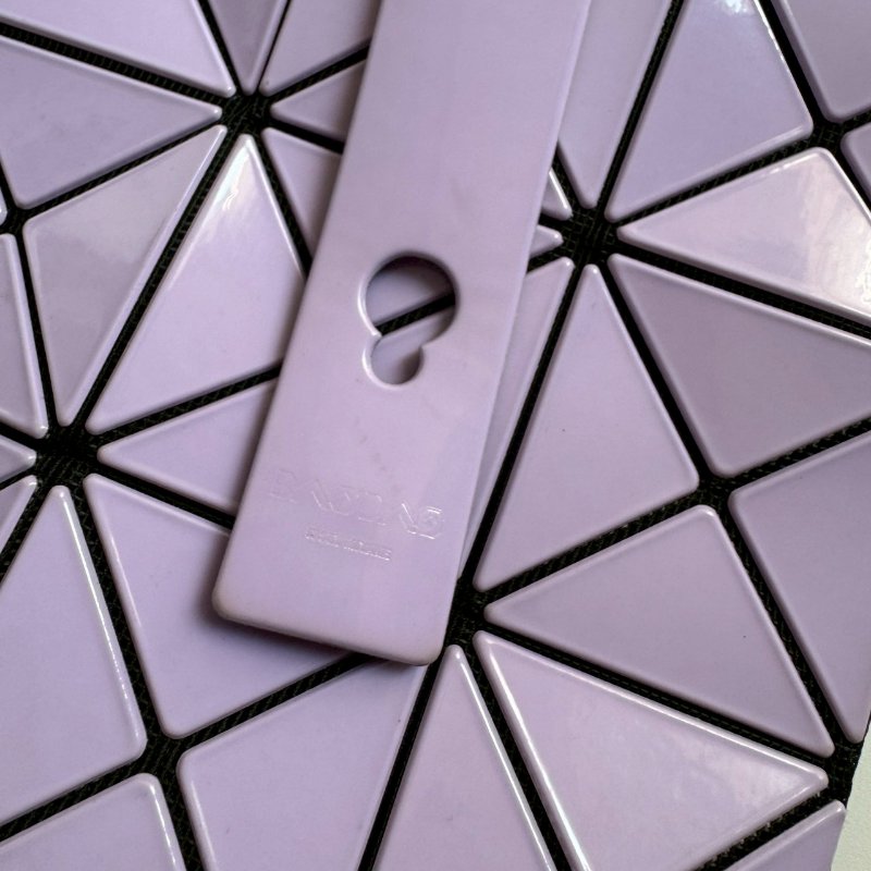 💥外出無敵方便款 Issey Miyake BAO BAO 紫色6x6手提包-10