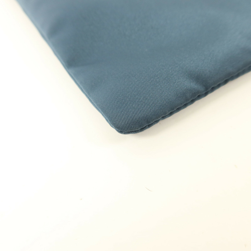 PRADA 尼龍Clutch銀扣手拿包-16