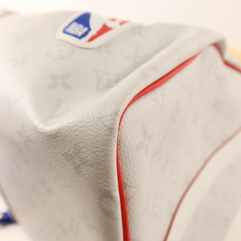 LOUIS VUITTON Monogram Antarctica LV X NBA Keepall Bandouliere55金扣手挽肩背兩用袋-14