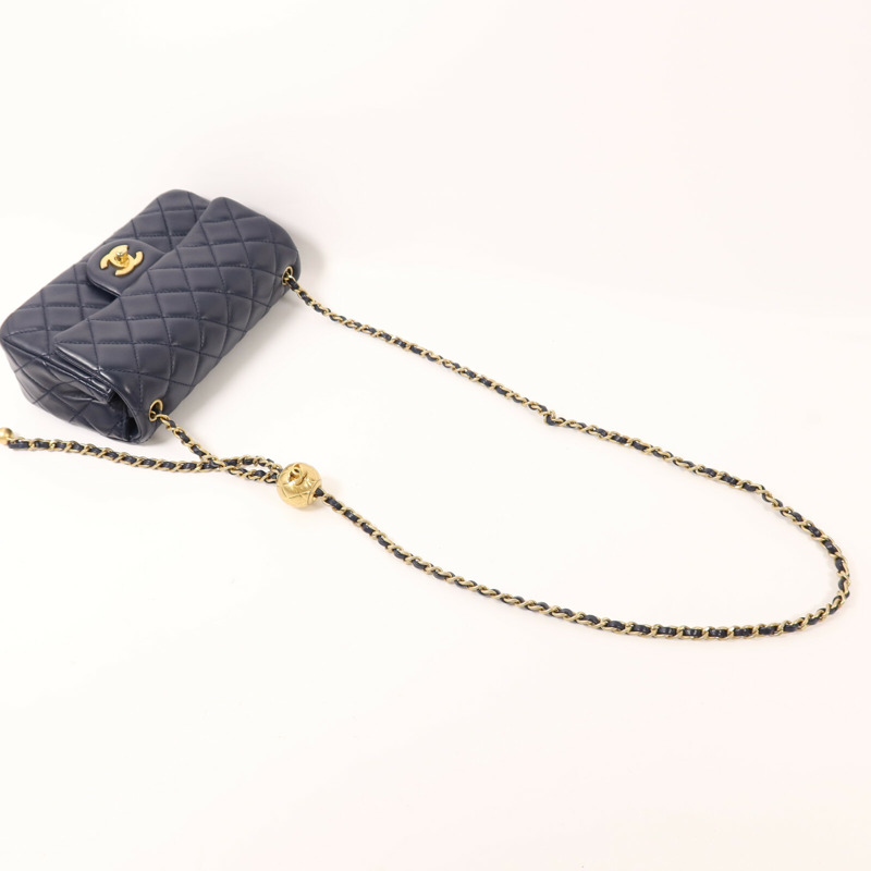 CHANEL 羊皮皮革Flap Bag With Pearl金扣鏈帶肩背袋-7