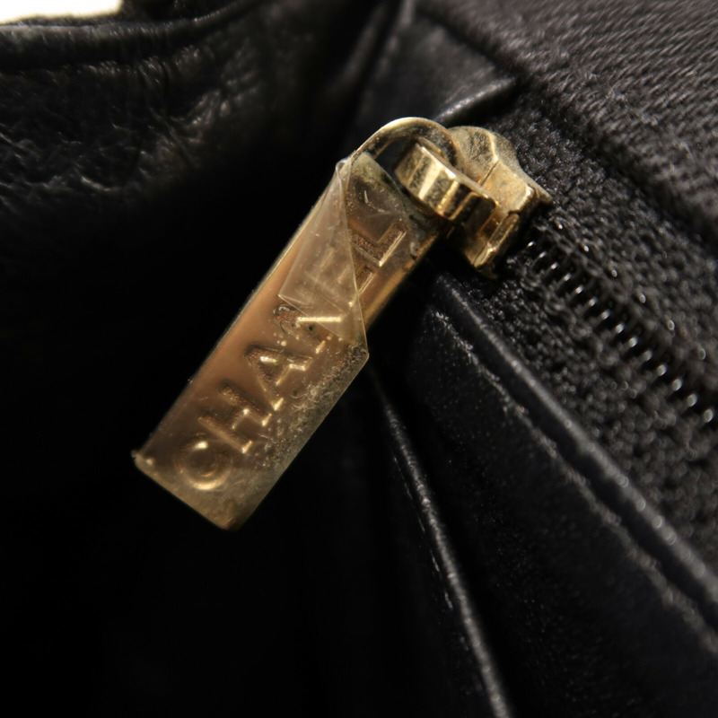 CHANEL 牛仔布Chain Shoulder金扣鏈帶肩背袋-11