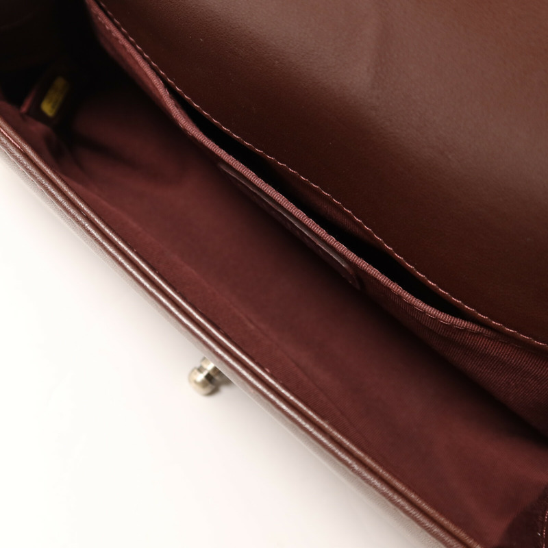 CHANEL 羊皮皮革Boy 25銀扣鏈帶肩背袋-4