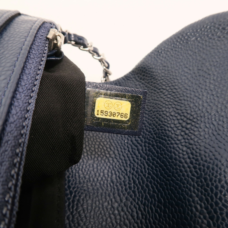 CHANEL 牛皮皮革WOC銀扣鏈帶肩背袋-6