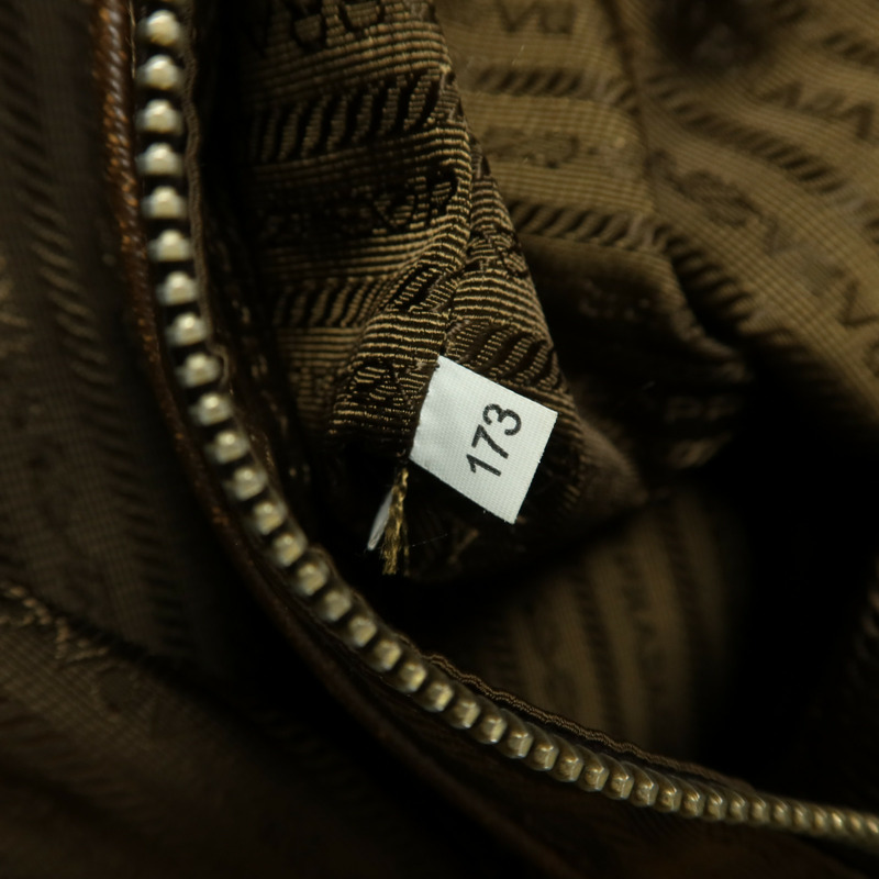 PRADA 尼龍Tote Bag金扣手挽袋-6