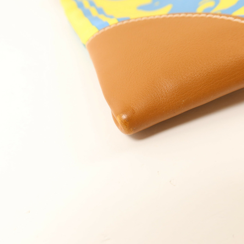 HERMES 絲質Silk City銀扣肩背袋-17