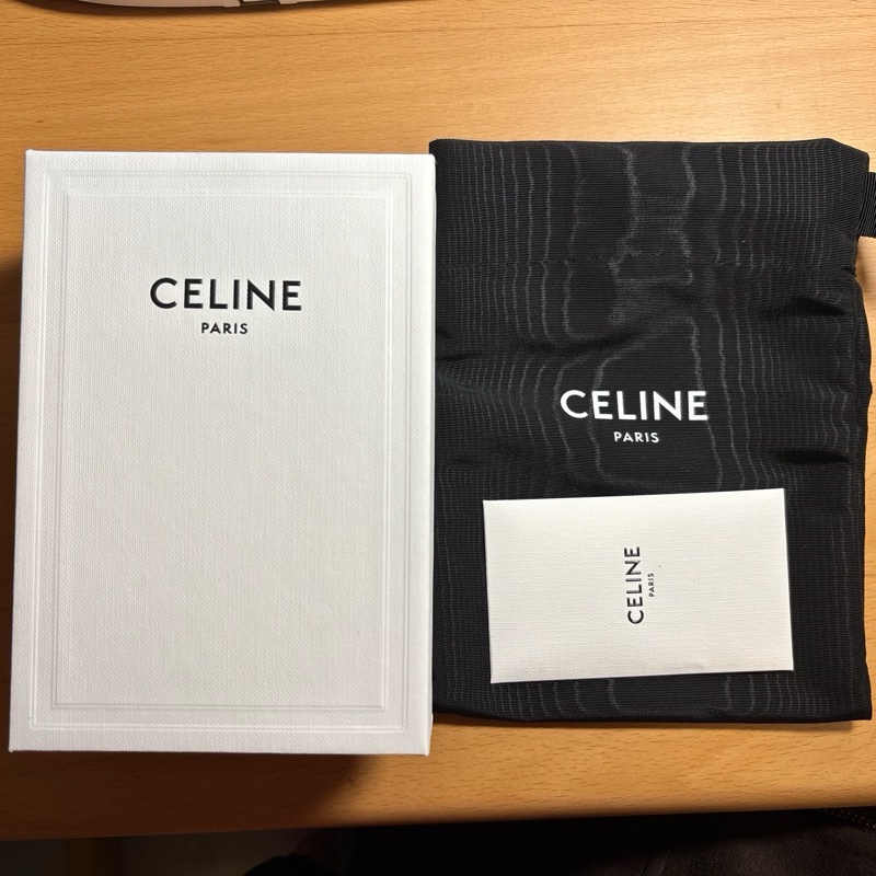 Celine 粉色短夾-1