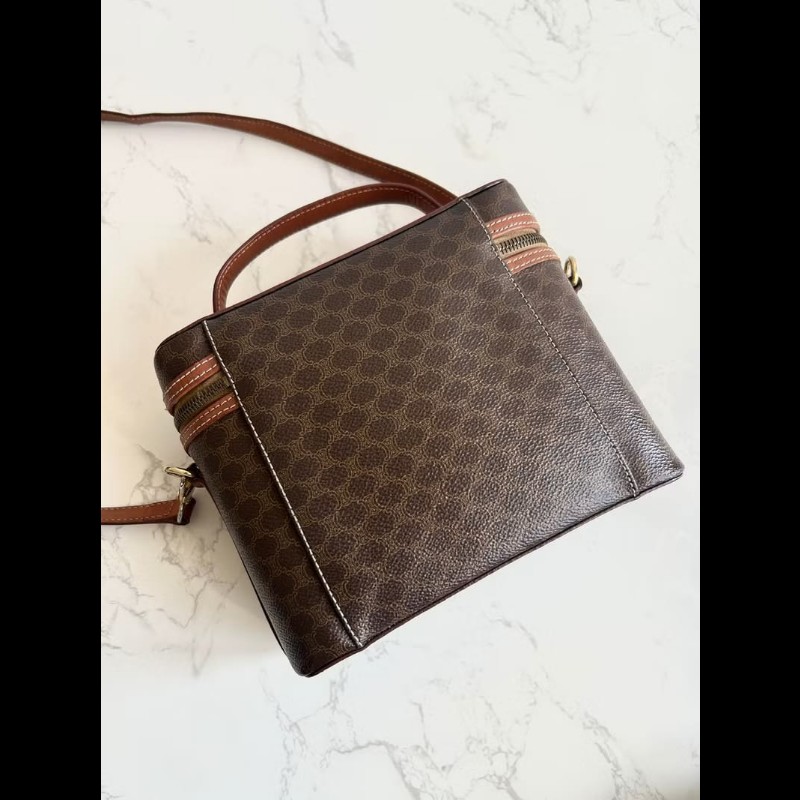 絕版古董包 Celine咖啡色老花甜甜圈盒子包 斜背包 側背包 單肩包-1