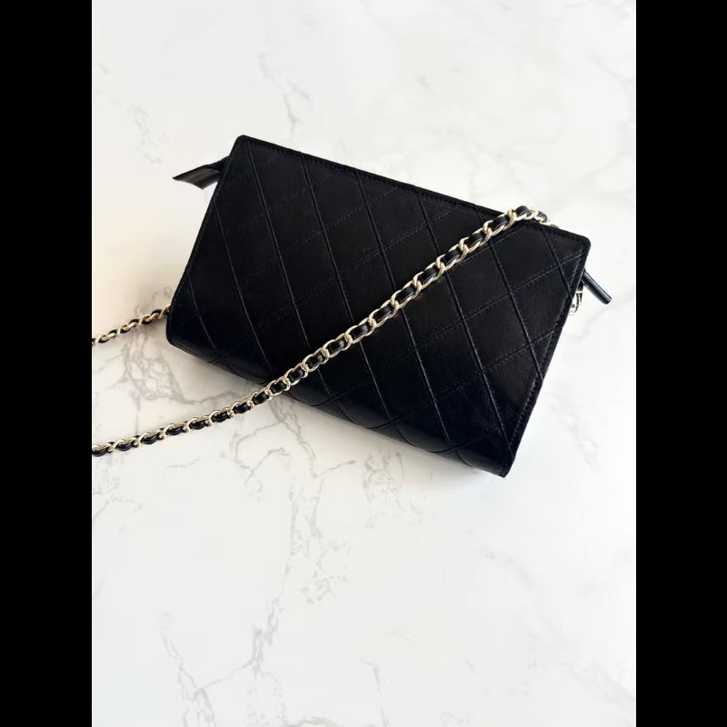 【LA LUNE】中古包Chanel黑金色小羊皮革斜背包 單肩包 側背包 二手包 古董包-1