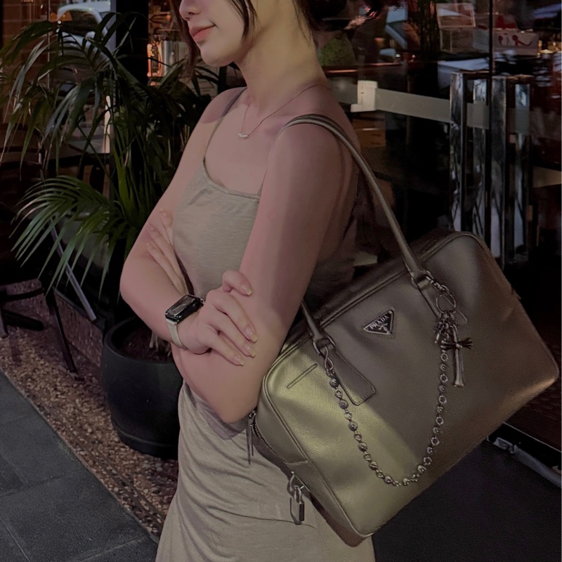 prada plume 金屬色-0