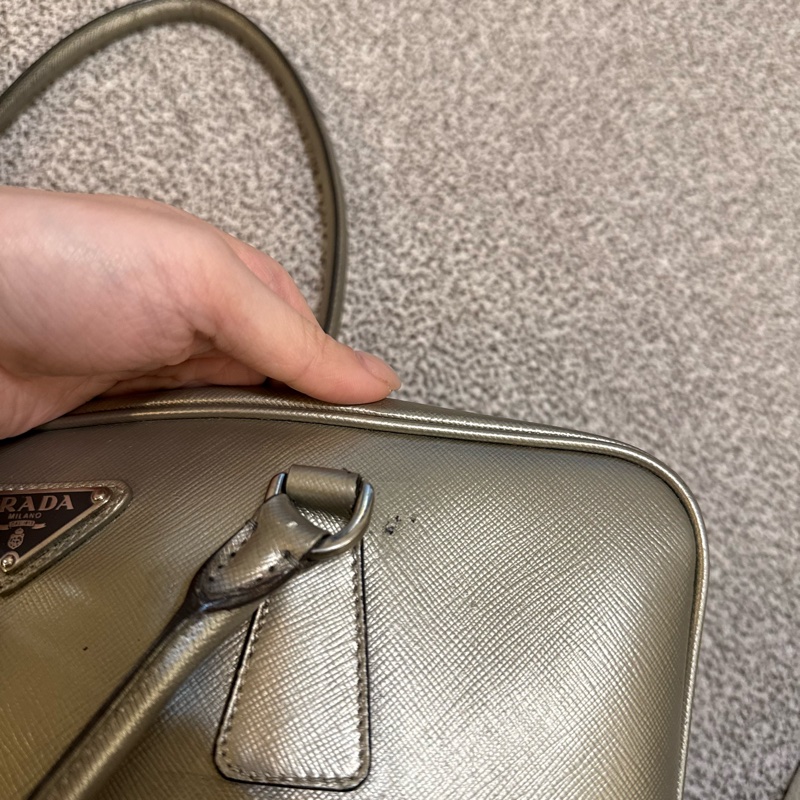 prada plume 金屬色-18