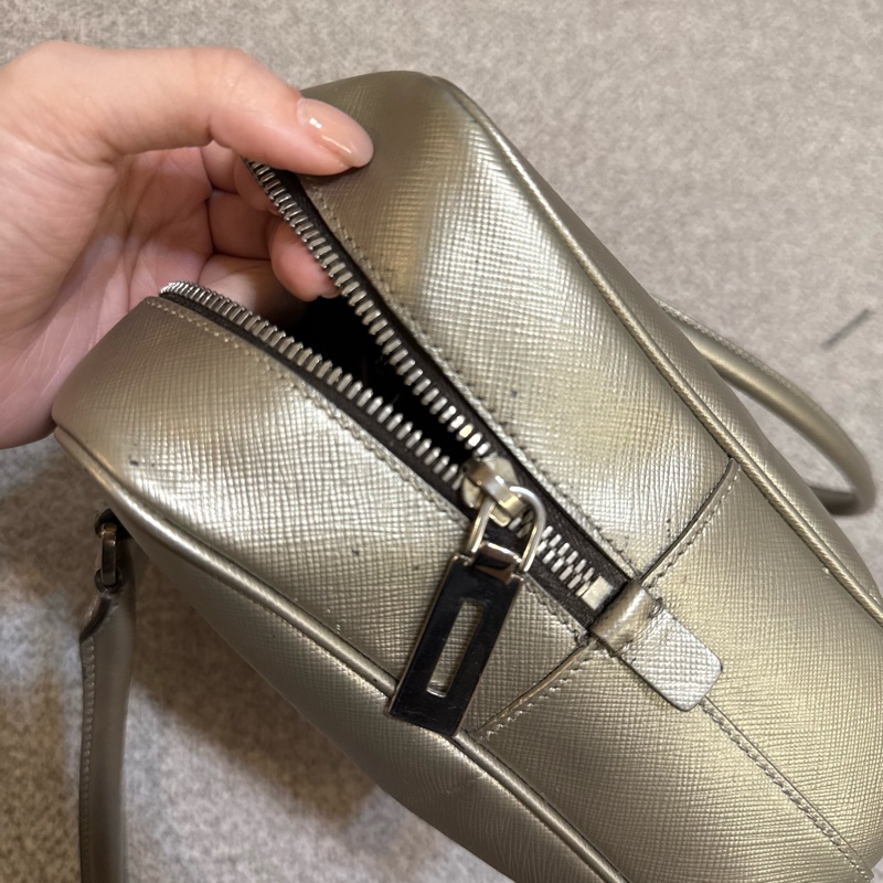 prada plume 金屬色-19