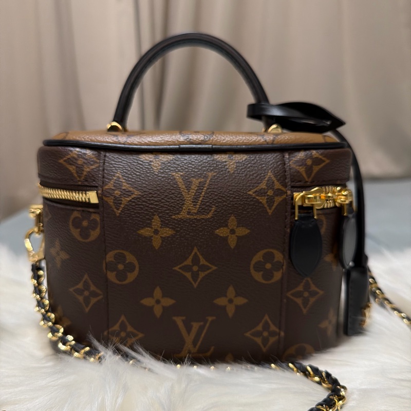LV 經典老花 Vanity PM-7