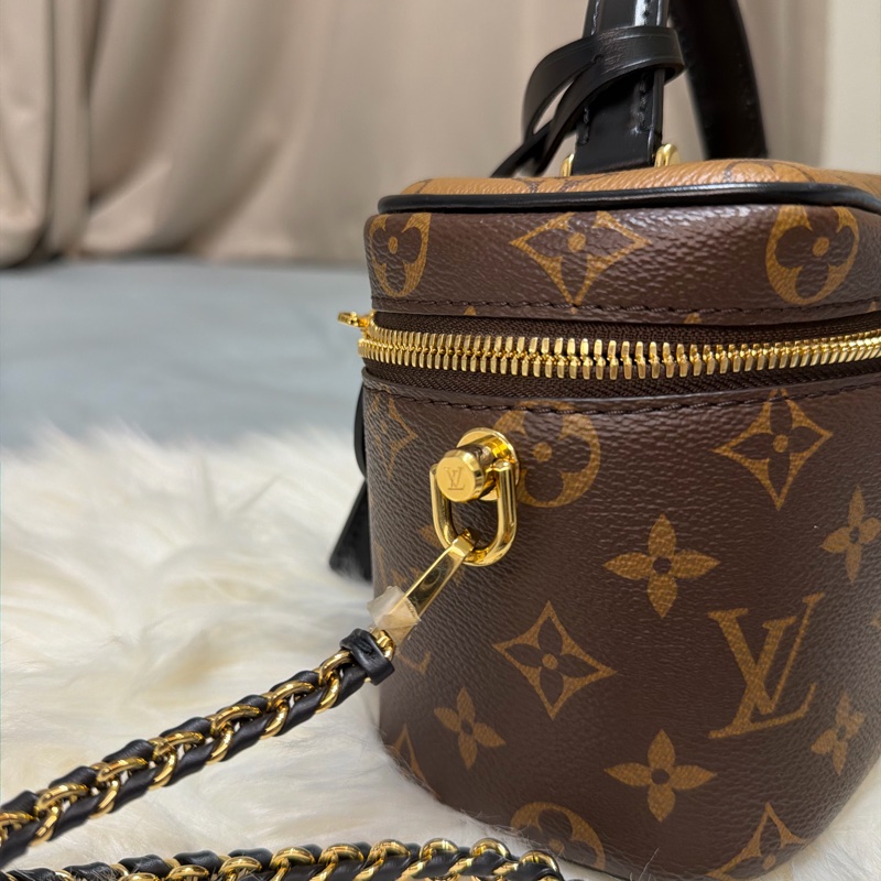 LV 經典老花 Vanity PM-11