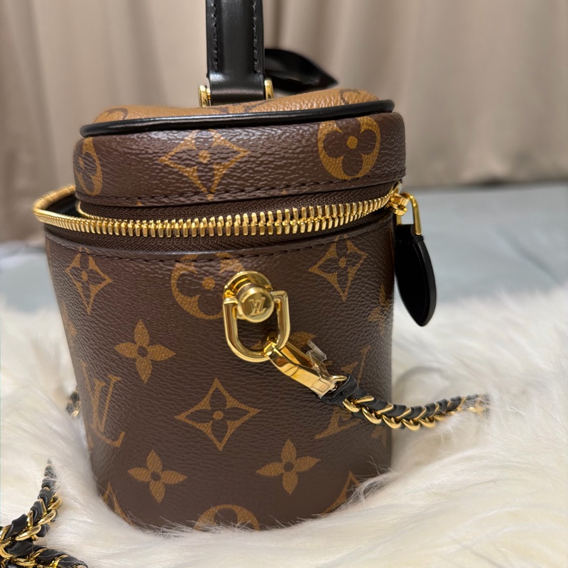 LV 經典老花 Vanity PM-12