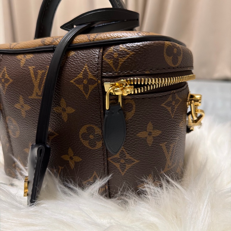 LV 經典老花 Vanity PM-14