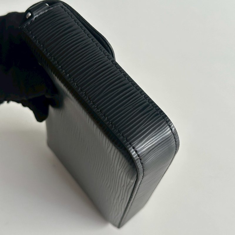 閒置新🖤 Louis Vuitton LV 路易威登 Félicie Pochette 三合一 WOC 水波紋 黑色-8