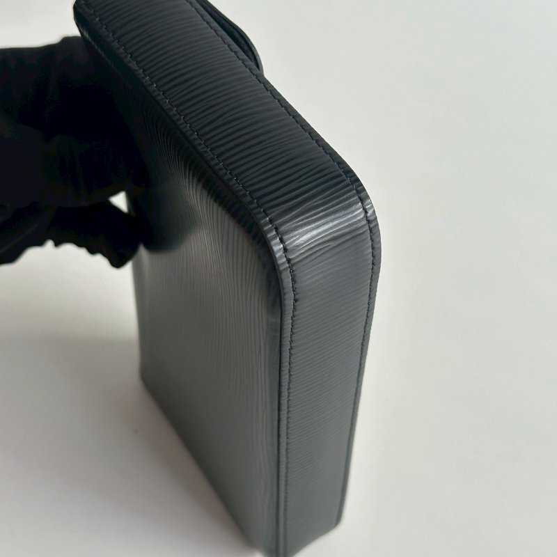 閒置新🖤 Louis Vuitton LV 路易威登 Félicie Pochette 三合一 WOC 水波紋 黑色-9