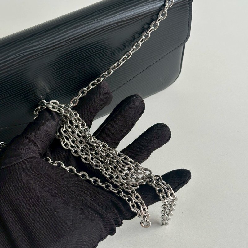 閒置新🖤 Louis Vuitton LV 路易威登 Félicie Pochette 三合一 WOC 水波紋 黑色-14