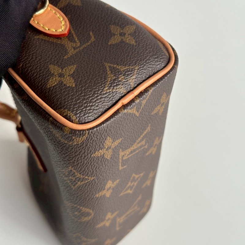 經典款🤎 98新✨ Louis Vuitton LV 路易威登 Speedy Nano-15