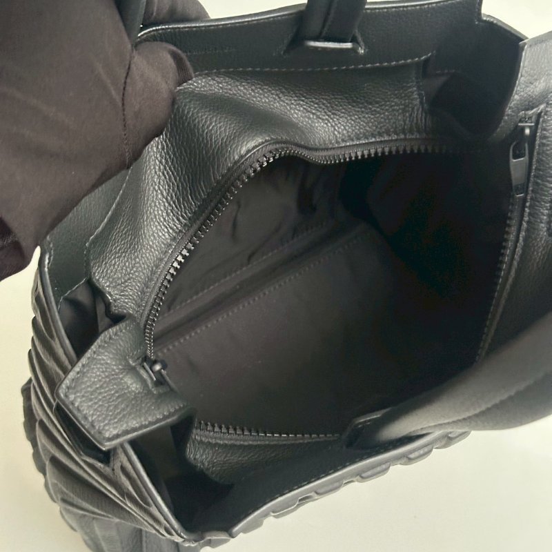 閒置新🙌🏻 Balenciaga 巴黎世家 CAR East-West Tote Bag-6