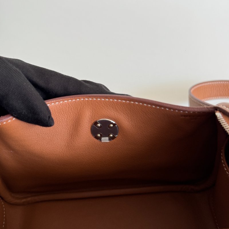 99新🆕 全配有購證🙌🏻 Hermès 愛馬仕 Mini Lindy 金棕銀釦二代-15