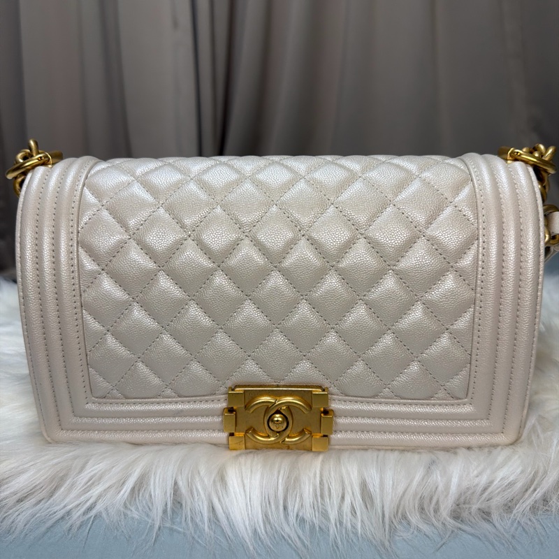 Chanel Boy 25 白色荔枝皮 金扣-0