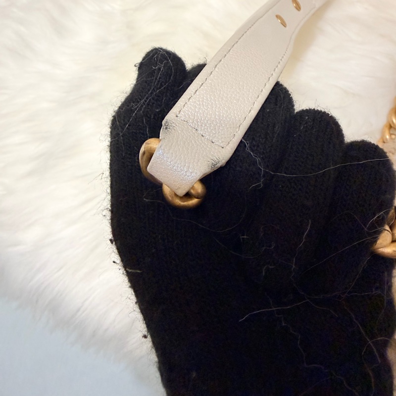 Chanel Boy 25 白色荔枝皮 金扣-14