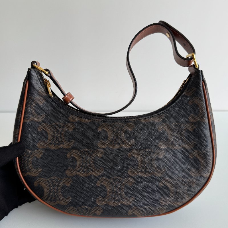 99新🆕 Celine 瑟琳 AVA 老花半月包 棕色-7