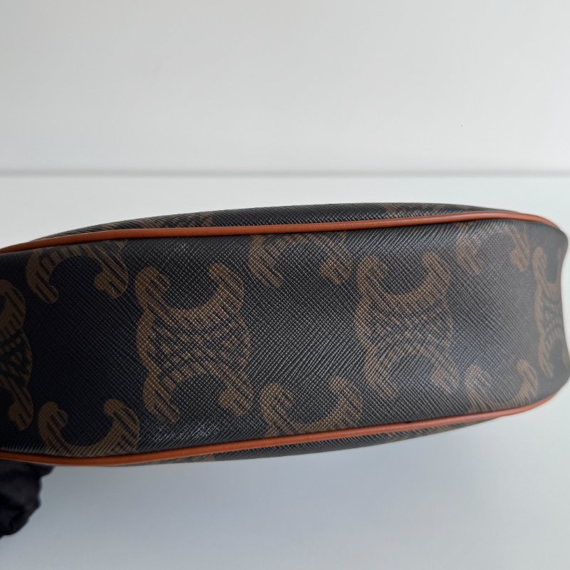 99新🆕 Celine 瑟琳 AVA 老花半月包 棕色-13