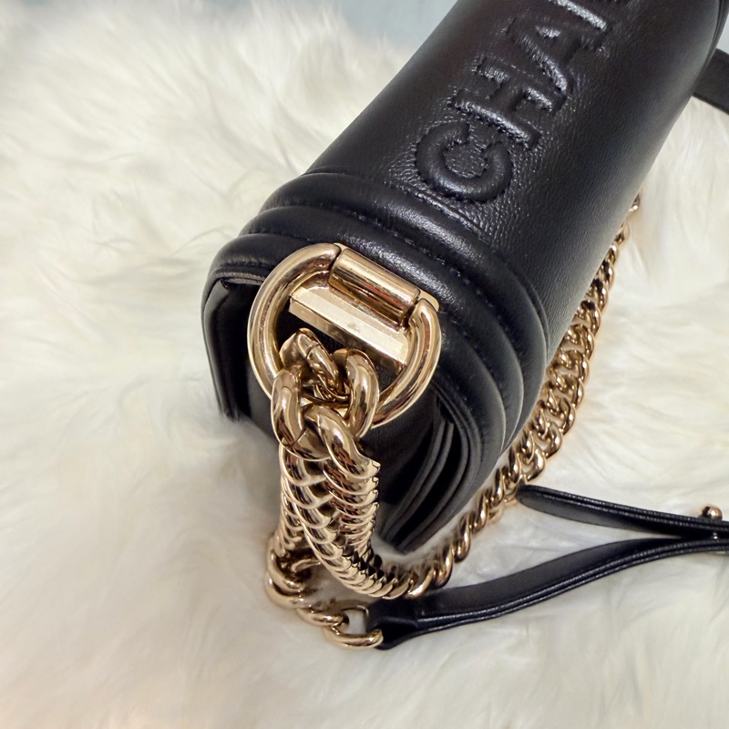 Chanel Boy Mini 黑色荔枝紋牛皮 金鍊 迷你翻蓋斜背包-15