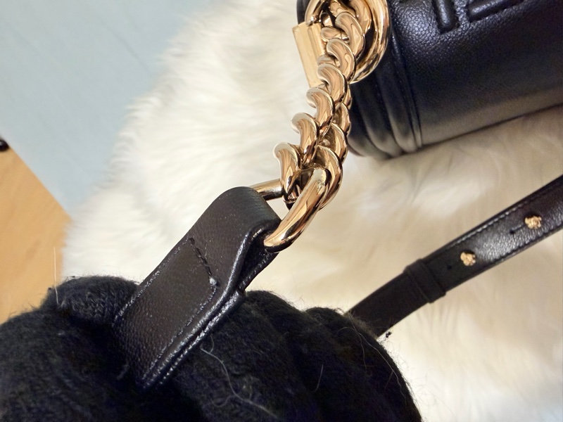 Chanel Boy Mini 黑色荔枝紋牛皮 金鍊 迷你翻蓋斜背包-19