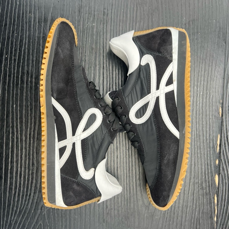 LOEWE羅意威 runner 黑白 41碼-5