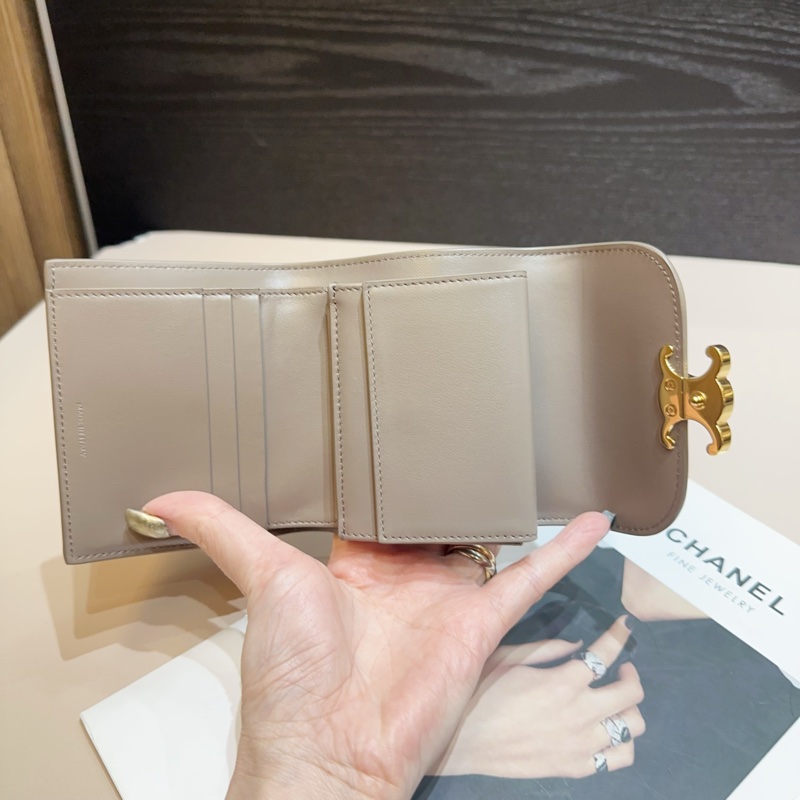 Celine 鵝卵石金釦內零錢三折短夾-5