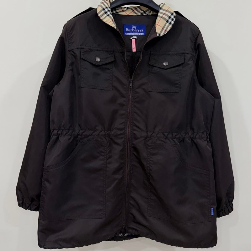 BURBERRY 藍標 束口連帽尼龍格紋口袋戰馬釦外套（帽可收）咖啡色-1