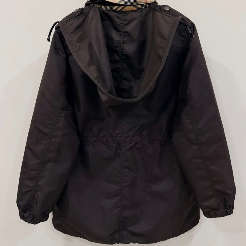 BURBERRY 藍標 束口連帽尼龍格紋口袋戰馬釦外套（帽可收）咖啡色-2