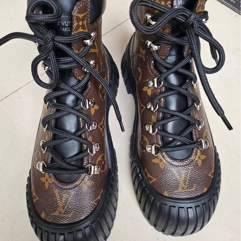 Louis Vuitton Laurette Monogram 鋸齒底短靴 (實際尺寸 38.5 號) 附鞋盒