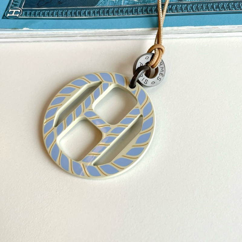 Hermes 愛馬仕 H Equipe 水牛角圓形項鍊/藍灰色/98新美品-1