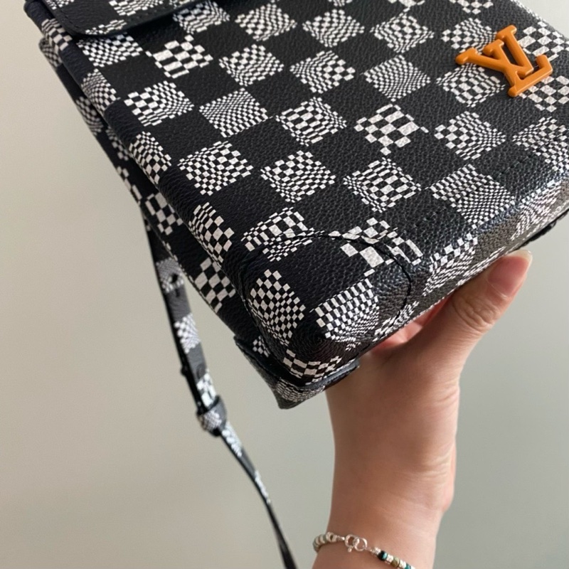 LV steamer nano 小挎包 限量款馬賽克 男女都可以背 20年編碼-4