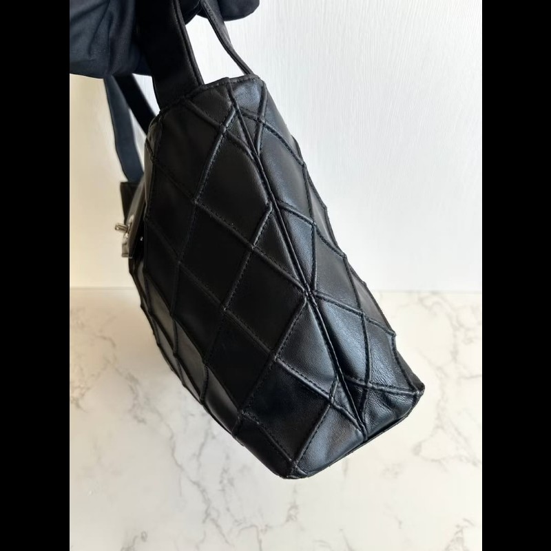 【LA LUNE】絕版中古包 Chanel黑銀旋轉扣華夫餅凱莉包 單肩包 側背包 二手包 古著包-6