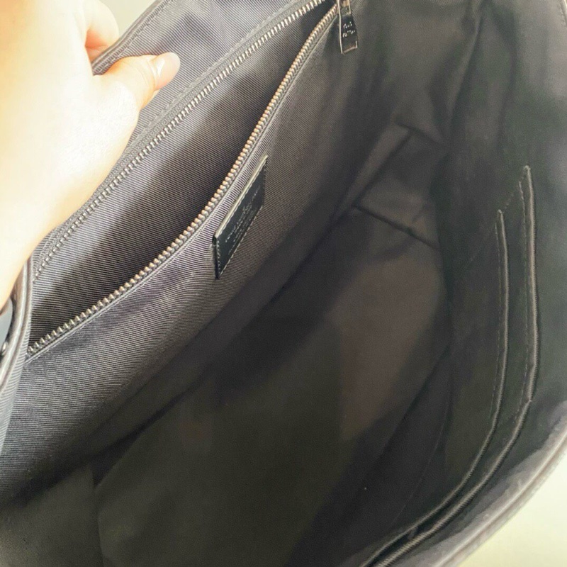 LV路易威登 Voyager黑武士郵差包 經典黑色老花配皮 大號43x31cm-6