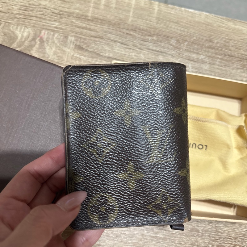 Louis Vuitton-7