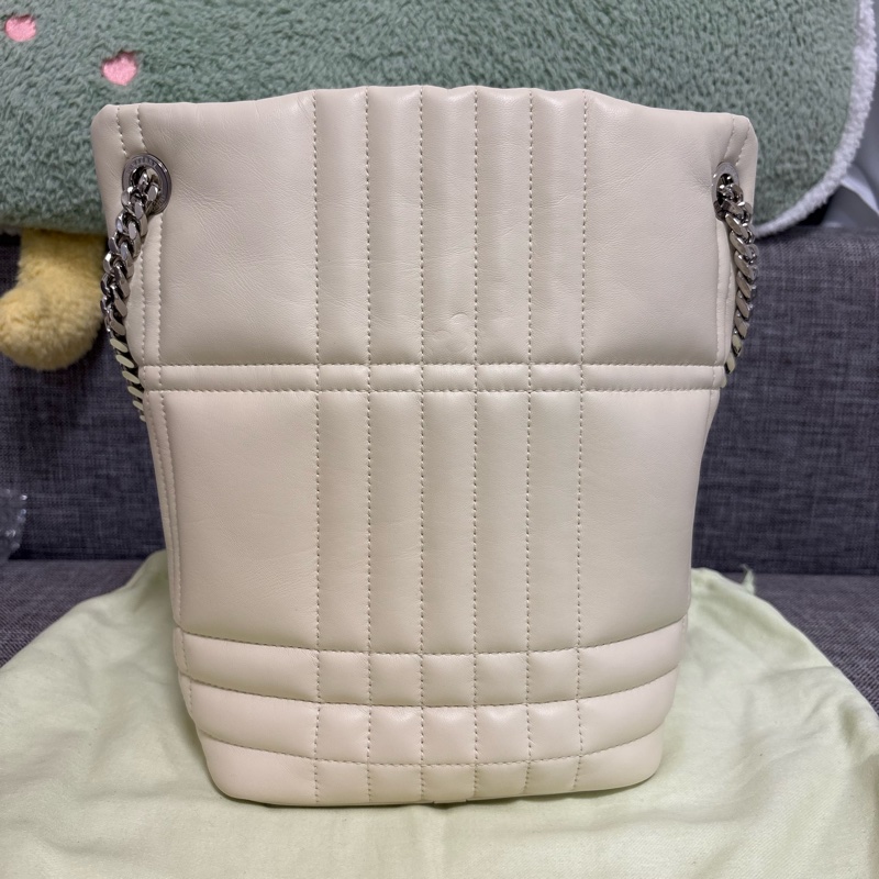 Burberry Lola 水桶包-3