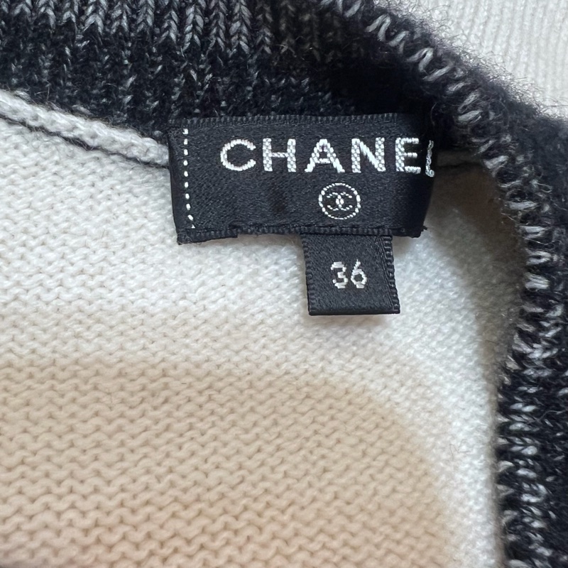 Chanel 經典黑白針織外套-7