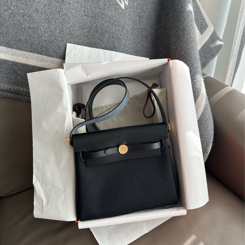 Hermes herbag mini 黑金-2