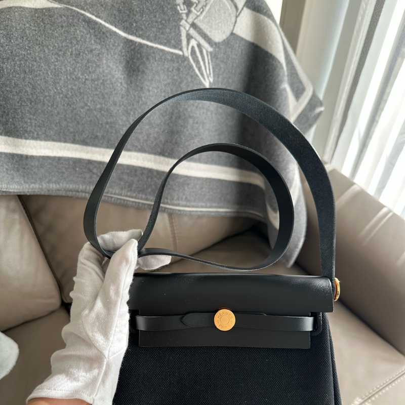 Hermes herbag mini 黑金-4