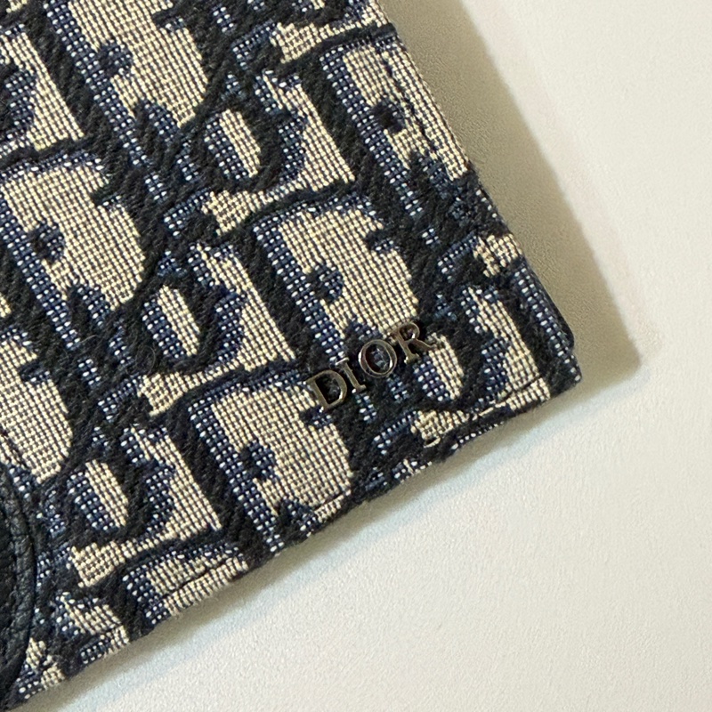 914intheair精品代購『全新閒置』Dior Saddle 對折錢包 老花對開皮夾，有零錢袋-4