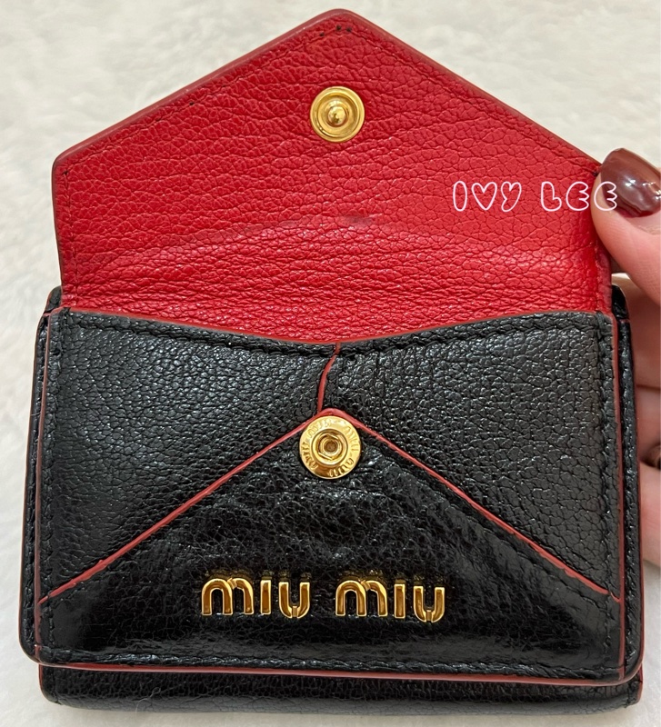 Miu Miu Madras Love 三折短夾 黑 造型紅愛心 正品 二手精品-3