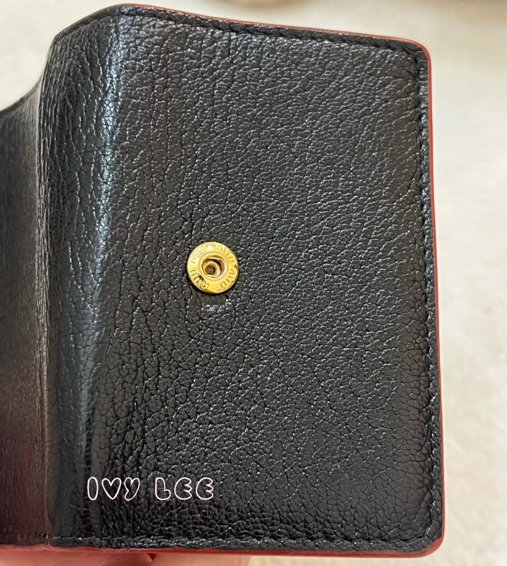 Miu Miu Madras Love 三折短夾 黑 造型紅愛心 正品 二手精品-26
