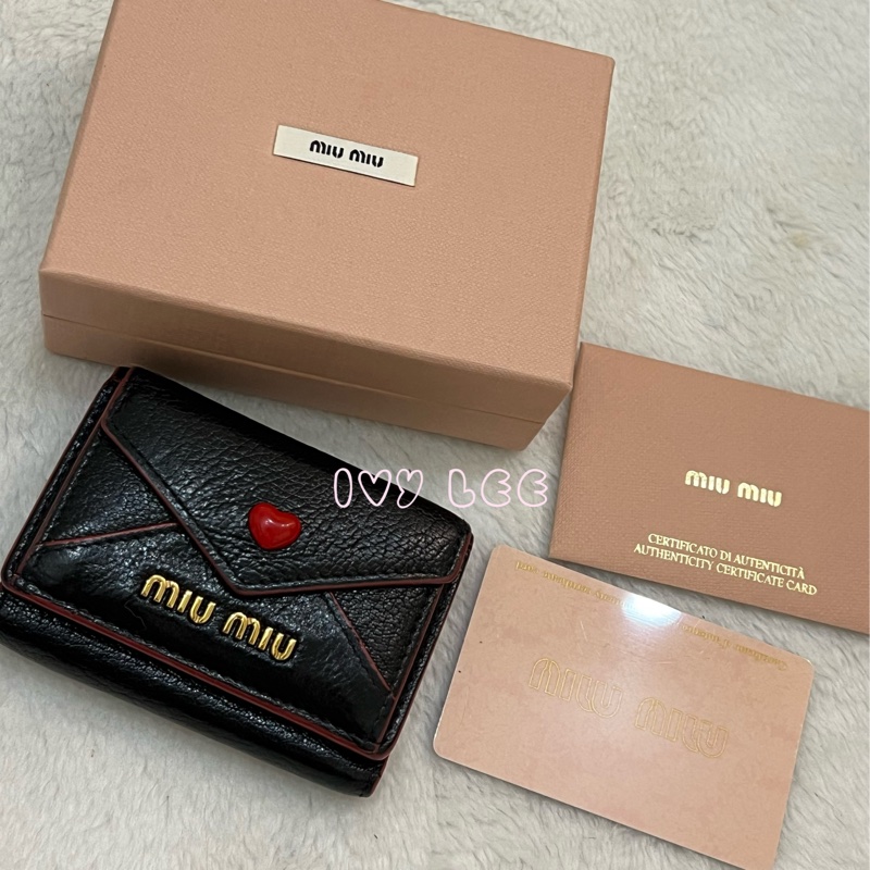 Miu Miu Madras Love 三折短夾 黑 造型紅愛心 正品 二手精品-29