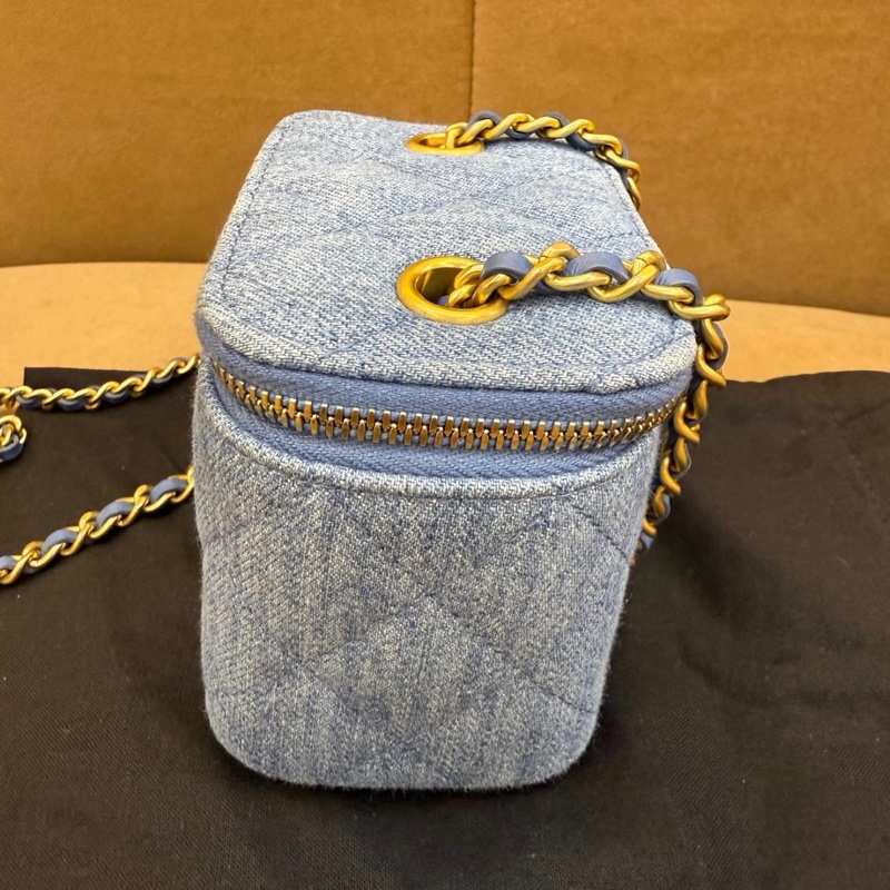 【97新 ✨ 全網最甜價!】Chanel香奈兒 丹寧 牛仔布 金球小盒子 化妝盒包 鏈條包(下單前先詢問庫存❗️)-7
